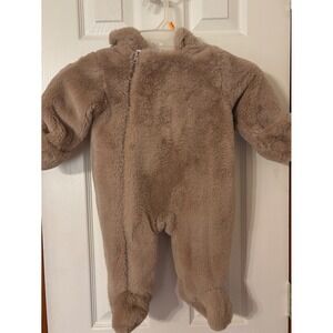 First Wish 6-9M Baby Faux‎ Fur Bear Hooded Footed Pram Suit Outfit Jumpsuit EUC